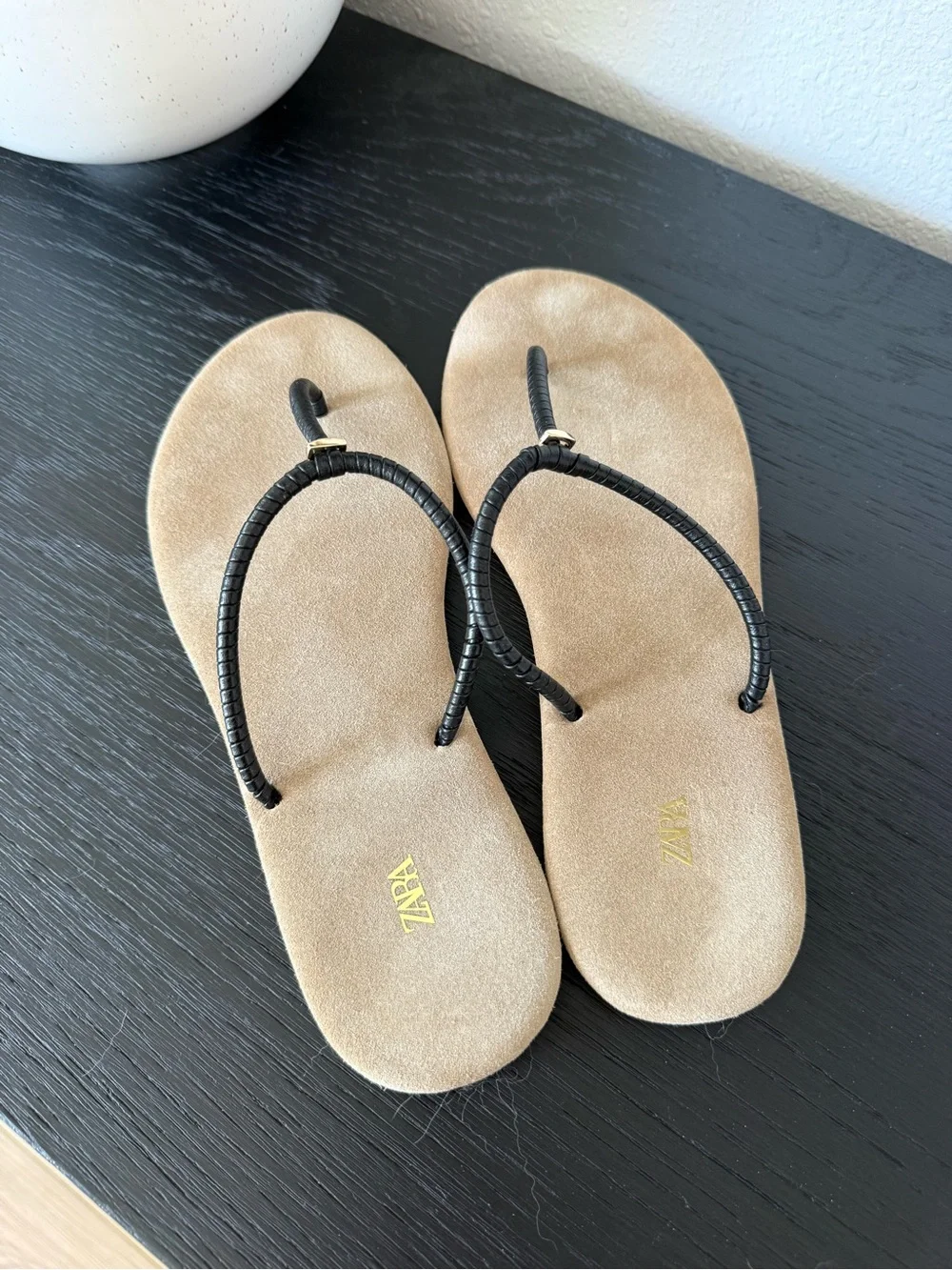 ZARA leather thong sandal flip flop - Picture 2 of 3